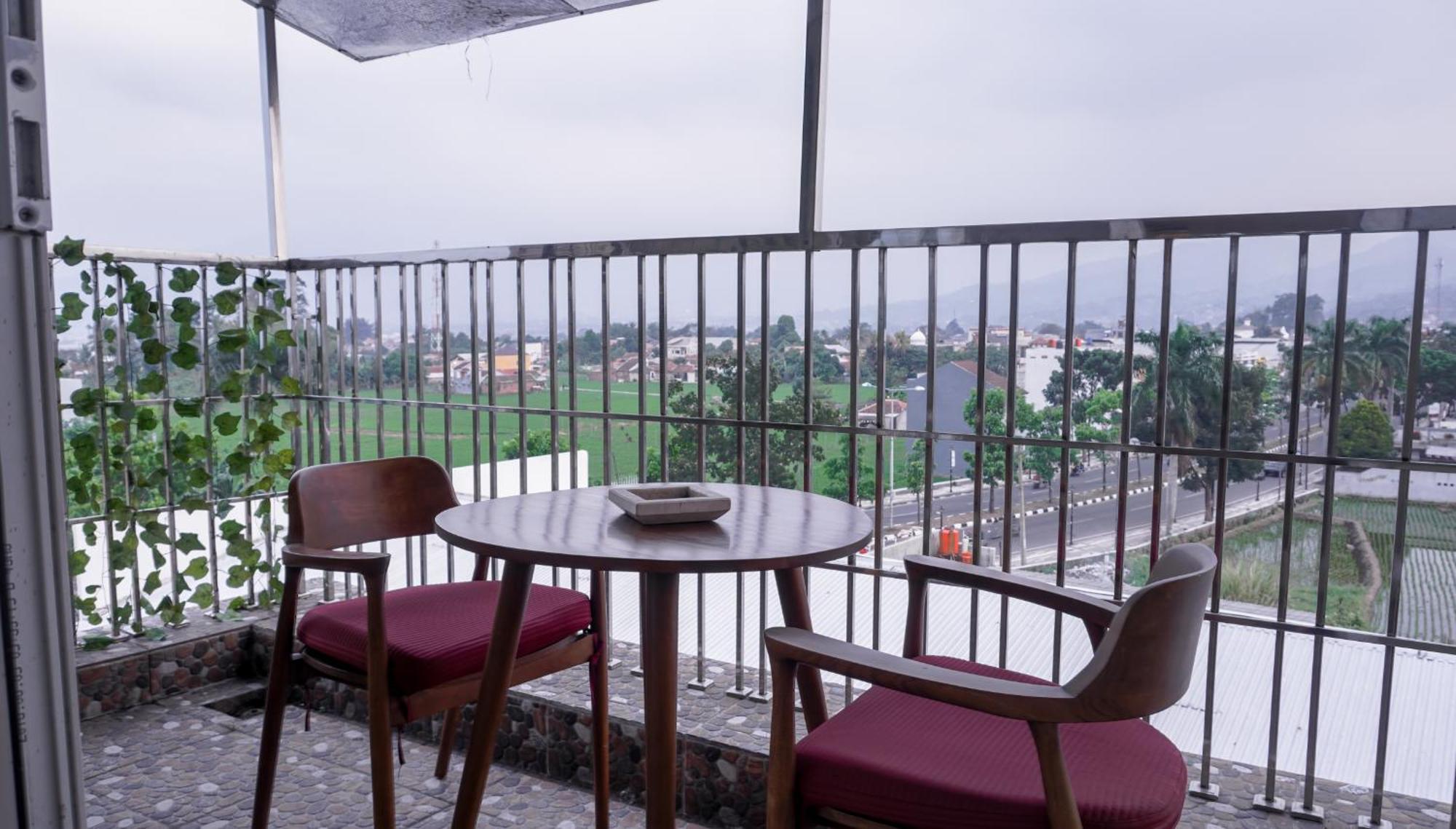 Grand Sunshine Resort & Convention Soreang Luaran gambar